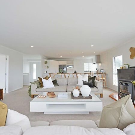 Escape To High End Comforts On Riverton Villa Mount Maunganui Dış mekan fotoğraf