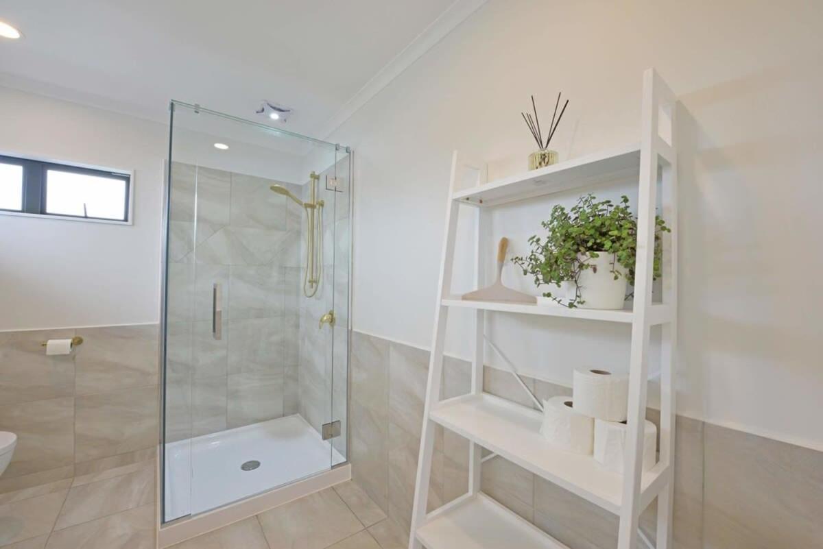 Escape To High End Comforts On Riverton Villa Mount Maunganui Dış mekan fotoğraf