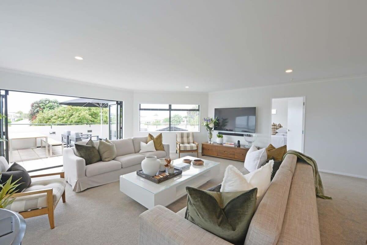 Escape To High End Comforts On Riverton Villa Mount Maunganui Dış mekan fotoğraf